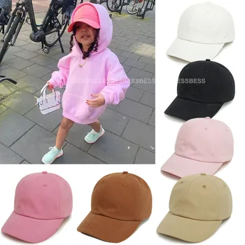 2023 Yeni Çocuk beyzbol şapkası Düz Renk Ayarlanabilir Spor Siperliği Şapka Bebek Kapaklar Erkek Kız Yumuşak Pamuklu Açık güneş şapkası