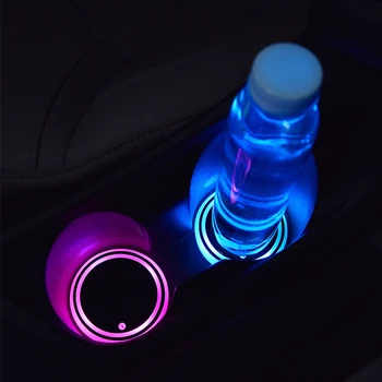 Araba LED Işıklı Bardak Araba Bardak Tutucu Pedleri 7 Renk Atmosfer Arka lamba ışığı Oto İç Dekorasyon Aksesuarları