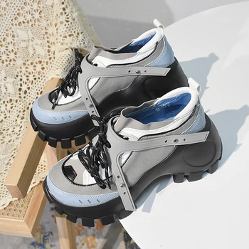 Baba Ayakkabı Moda 2022 Yeni yuvarlak Ayak Renk Engelleme Muffin Platformu Rahat Patchwork Punk Mekanik Tarzı Kadın Pompaları