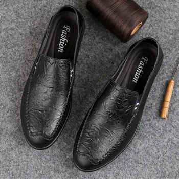 Güzel erkek deri ayakkabı Rahat Moccasins İtalyan Siyah deri ayakkabı Męskie Buty Kaymaz Elbise Loafer'lar erkek sürüş ayakkabısı