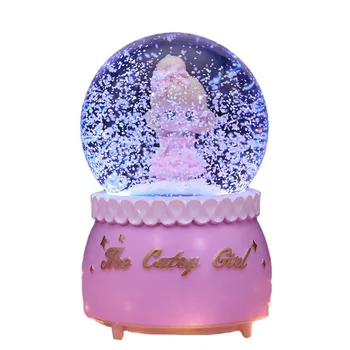 Karikatür sevimli kız müzik kutusu Lolita yüzen kar ışık oktav kutusu dekoratif reçine süsler sevgililer günü öğrenci zanaat hediyeler