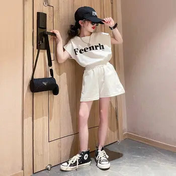 Kızların Yaz Takım Elbise 2023 Yeni Koreli Çocuklar Çocuk Giysileri Kısa Kollu Şort Spor harfler t gömlek + yarım pantolon Genç Eşofman