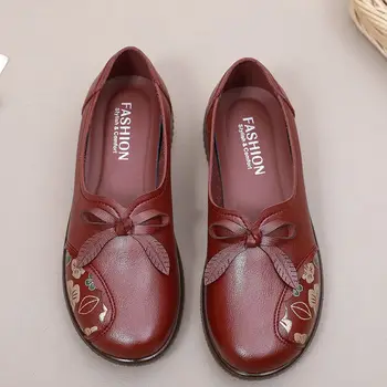 Vintage Stil Kadın Flats 2023 Deri bağcıksız ayakkabı Kadınlar İçin Yumuşak Baskılı Bale Daireler Bayanlar Moccasins Ayakkabı Sürüş Loafer'lar