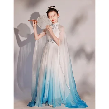 Yeni kız elbisesi Süper Ölümsüz Çin Rüzgar Bombası Guzheng Performans Elbise Süper Ölümsüz Ev Sahibi Yürüyüş Gösterisi Performans Elbise