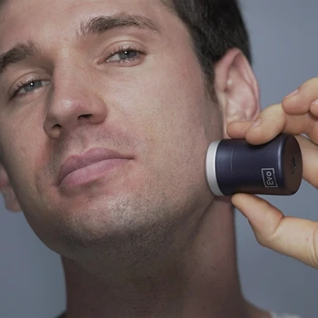 Yeni Tıraş Makinesi Erkekler İçin 7D Bağımsız 7 Kesici Yüzen Kafa Su Geçirmez Elektrikli Tıraş Makinesi Çok Fonksiyonlu USB Şarj Giyotin Erkekler İçin