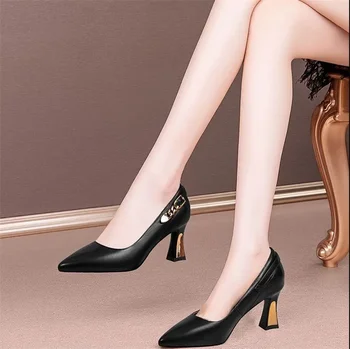Zapatos De Mujer Kadın Moda Zarif Güzel Yüksek Kaliteli Siyah Pu Deri Ofis Pompaları Bayan Rahat Bej parti ayakkabıları G122