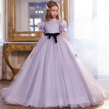 Zarif Çiçek Küçük Kız Elbise Prenses Elbiseler A-line Kısa Kollu Sweep Tren Yüksek Boyun Çocuklar Akşam Partisi Törenlerinde