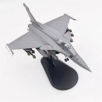 Ölçekli 1/100 Avcı Modeli Fransa Dassault Rafale C Askeri Uçak Çoğaltma Havacılık Dünya Savaşı Uçak Minyatür çocuk için oyuncak