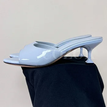 Ücretsiz Kargo Kadın Terlik Yaz Yeni Şık Sadelik Yuvarlak Kafa Yavru Topuk Ayakkabı Günlük Klasik Tarzı Kadın Sandalet